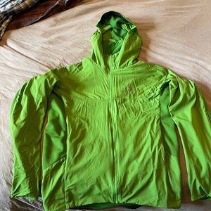 Arcteryx insulated windbreaker medium